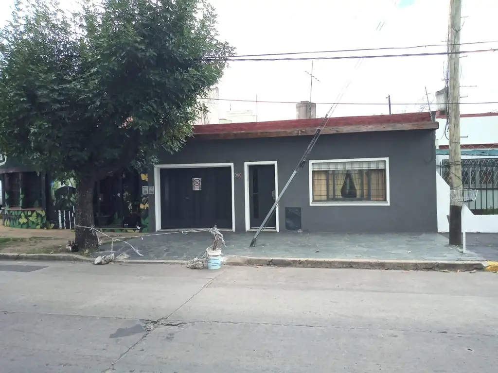 VENTA CASA RAMOS MEJIA