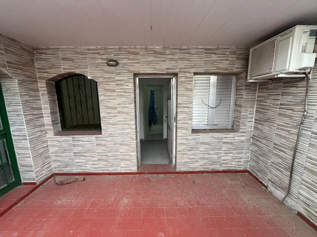 DPTO INTERNO EN B° CANDIOTI DE 2 DORM A LA VENTA