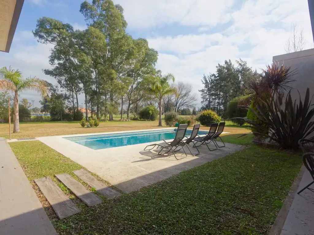 Venta Casa Fincas de San Vicente con Piscina