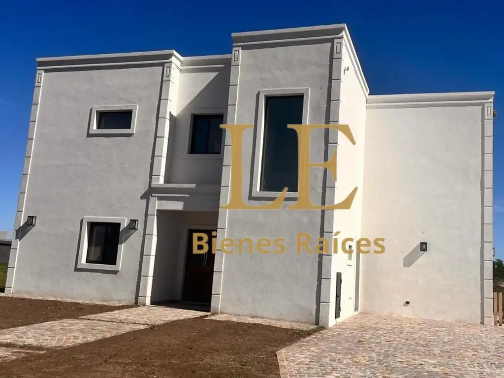 Venta Casa San Sebastián Área 8