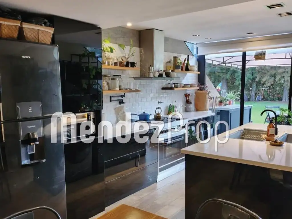 VENTA departamento en VENADO l CON PARRILLA