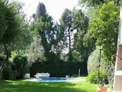 Casa en MARTINEZ, LADISLAO MARTINEZ AL 400 - Foto 0