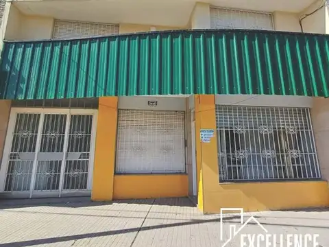 LOCAL COMERCIAL DE 2 PLANTAS E INGRESO POR 2 CALLES