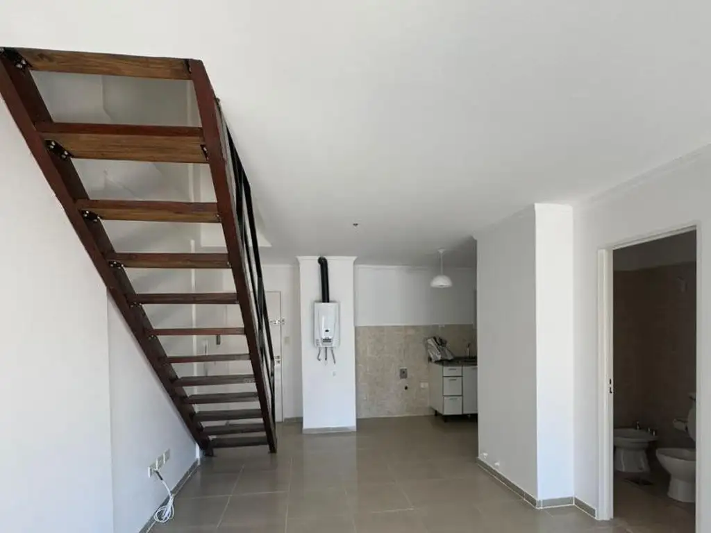 SE VENDE DUPLEX EN NUEVA CORDOBA