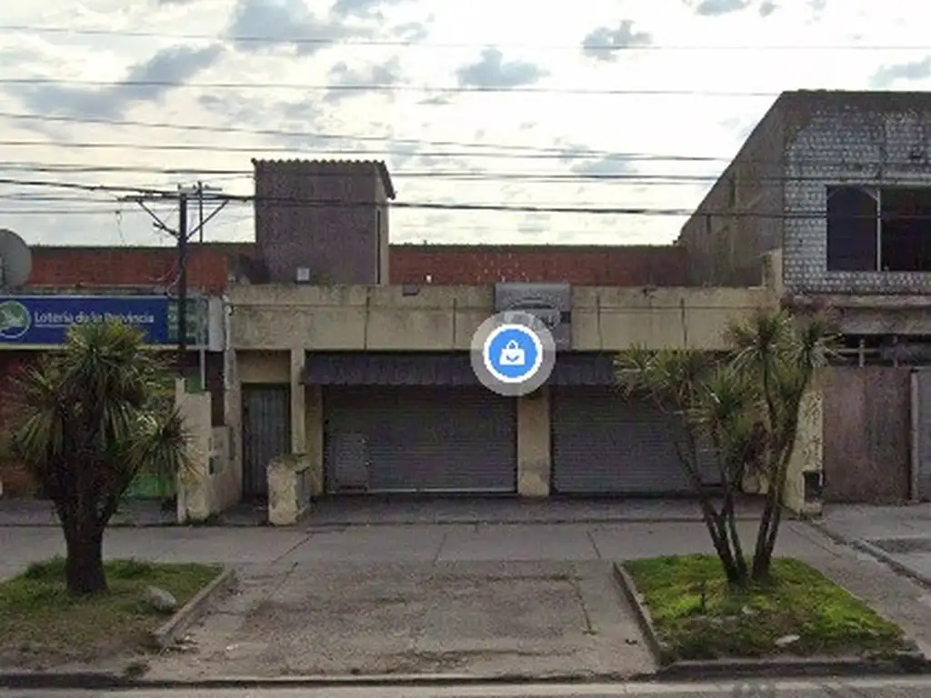 Local 100m2- Av. Polonia y Ayolas