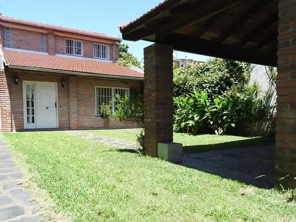 Venta Casa de 3 Ambientes Villa Ballester