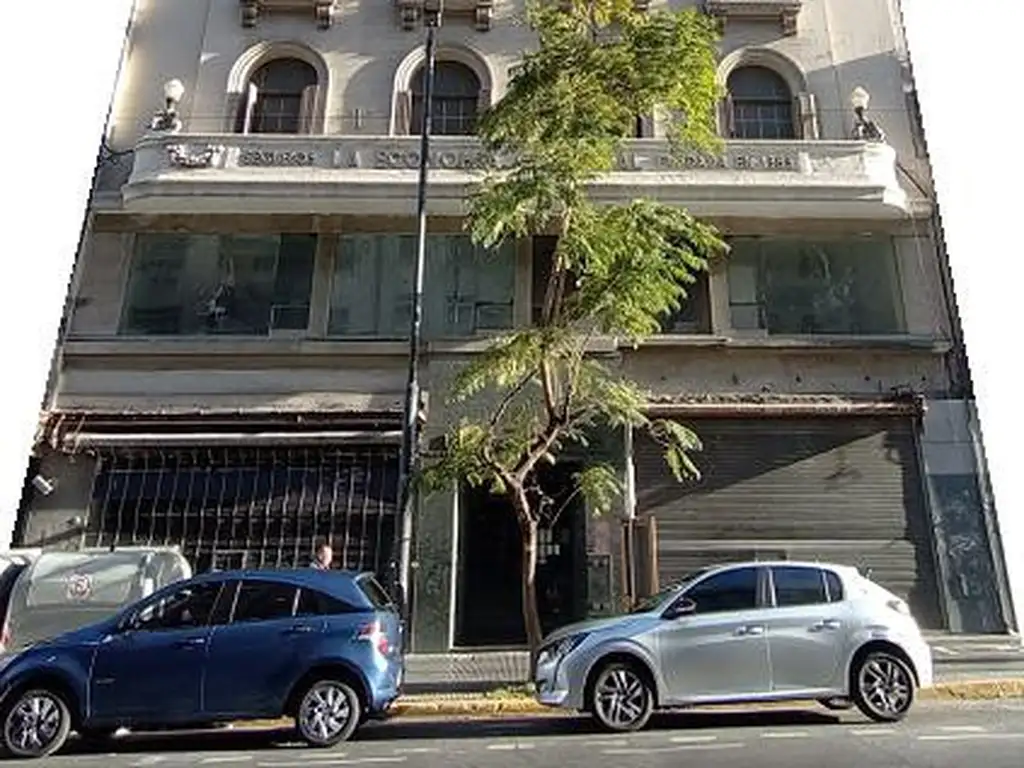 Venta de histórico edificio comercial en block, en microcentro. CABA