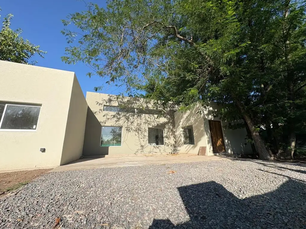 CASA EN VENTA EN LOMA VERDE