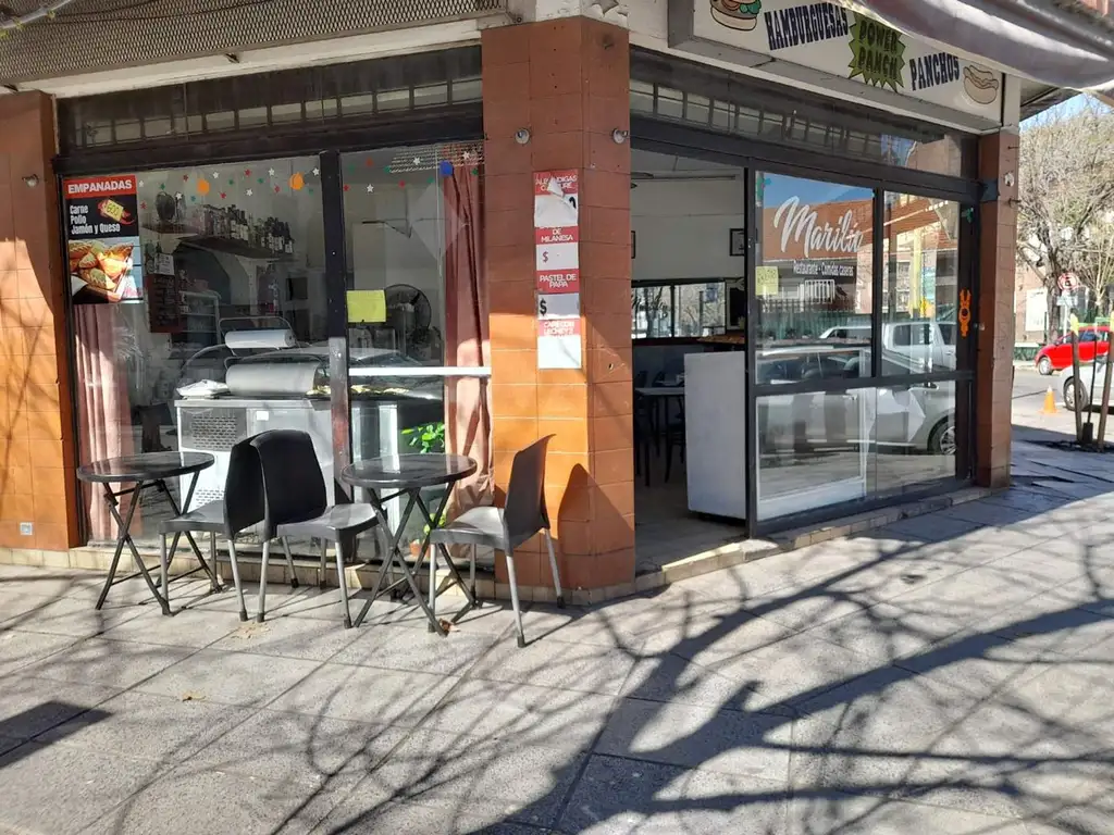 VENTA FONDO DE COMERCIO RESTAURANTE UBICACION EXC