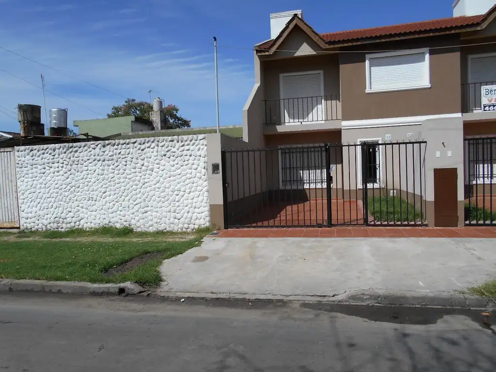 DUPLEX 4 AMBIENTES A ESTRENAR