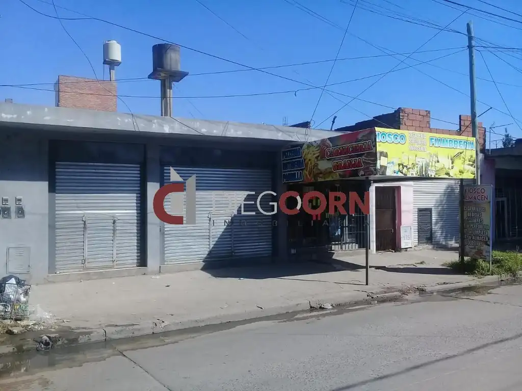 ATENCION VENDO 3 LOCALES JUNTOS EN LIBERTAD ZONA COMERCIAL