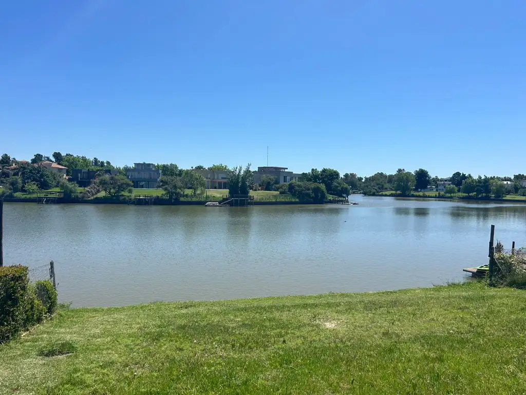 Venta Lote al agua Santa Catalina