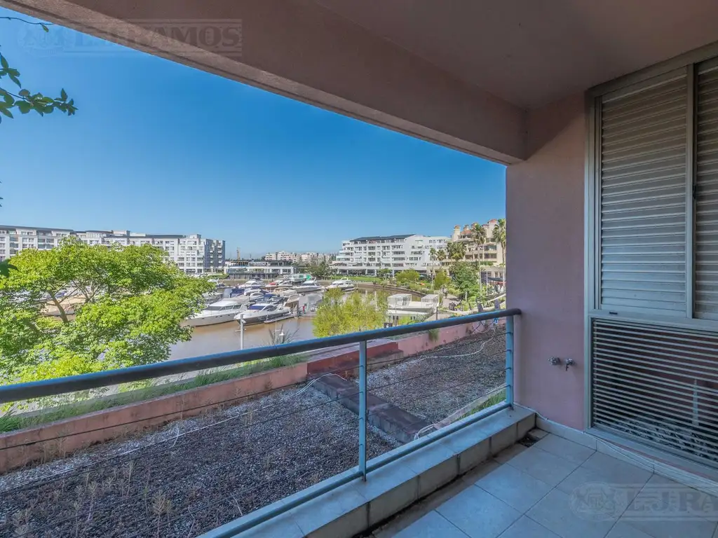 Oficina  de 2 amb en venta en Paseo de la Bahia - Studios I