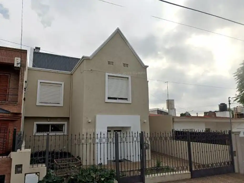 VENDO HERMOSA CASA.. BARRIO MATIENZO. CÓRDOBA.