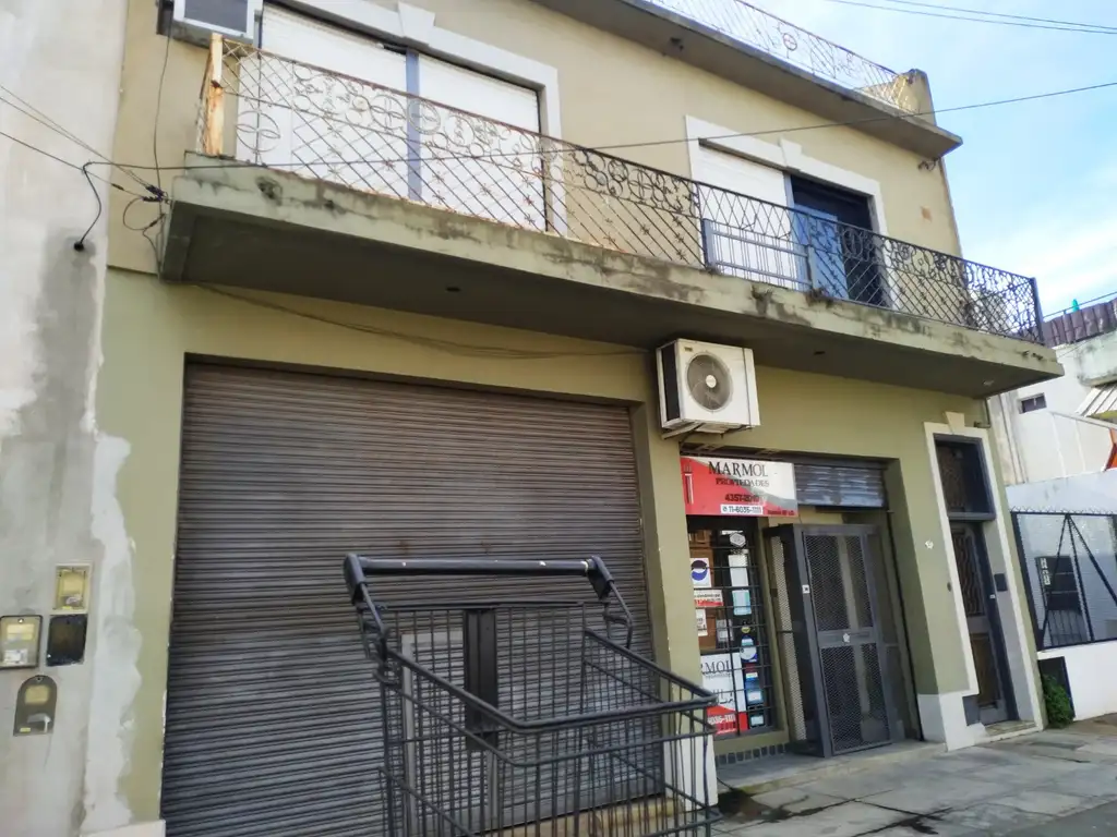 Casa en Venta en Lanus Oeste - 3 ambientes