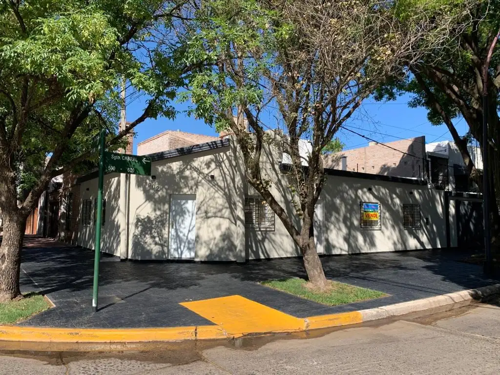 CASAS - CASA - MACROCENTRO, RESISTENCIA