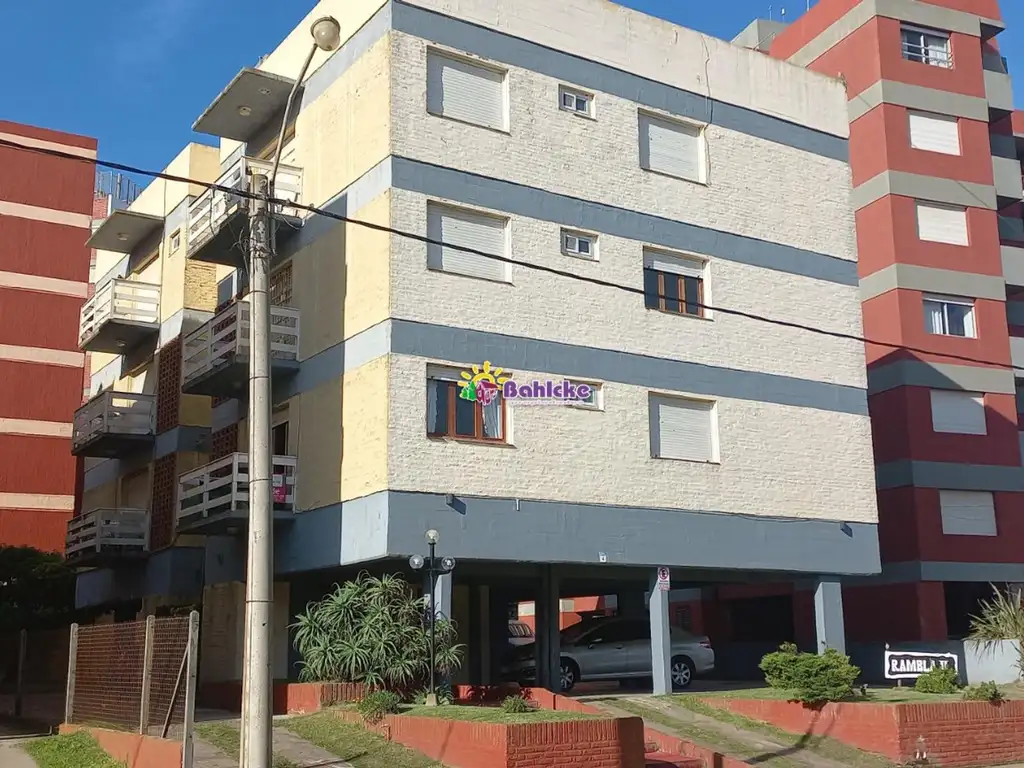 Se vende monoambiente a pasos del mar. Villa Gesell