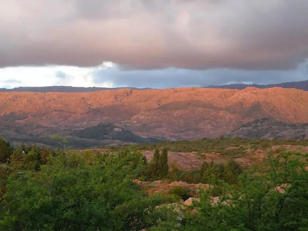 TERRENO EN MINA CLAVERO,  HERMOSAS VISTA SERRANAS