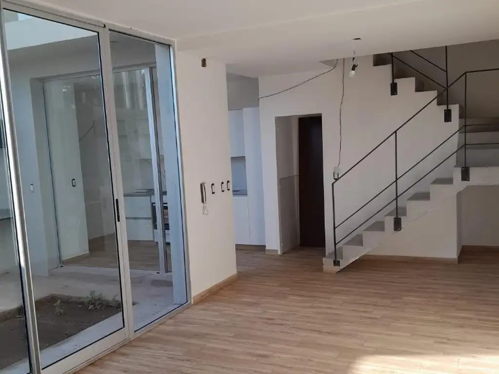 VENDO DEPARTAMENTO DE PASILLO A ESTRENAR