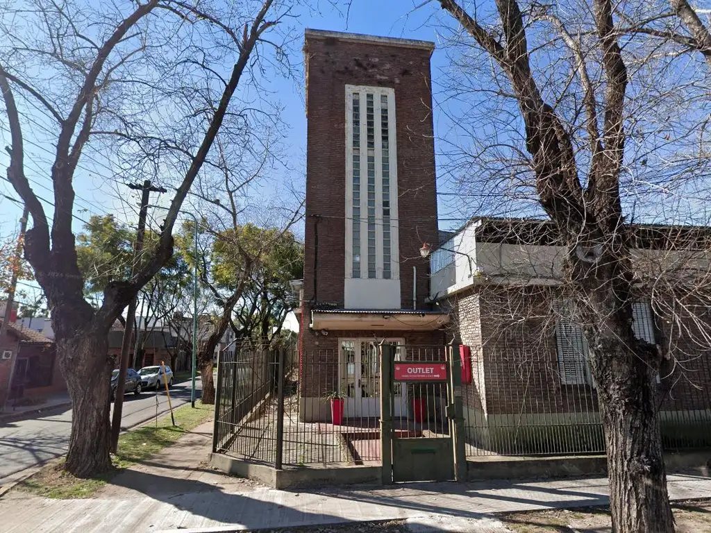 Depósito y Oficinas en VENTA en la mejor zona de Carapachay, Vicente Lopez