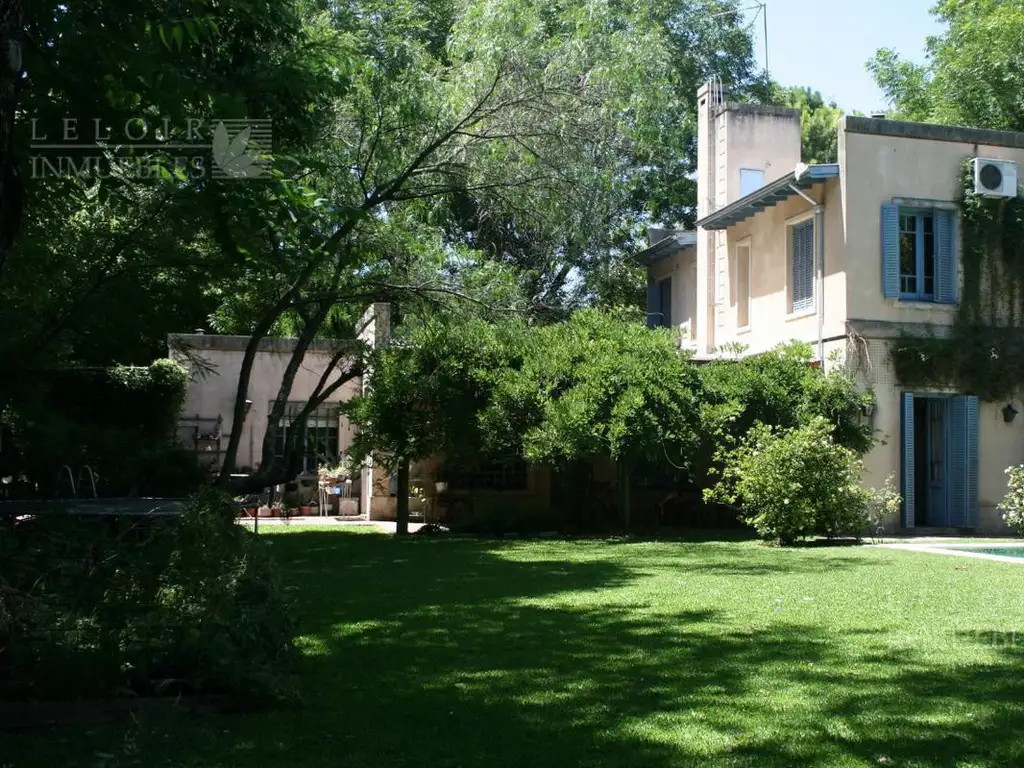 Casa - Barrio Parque Leloir