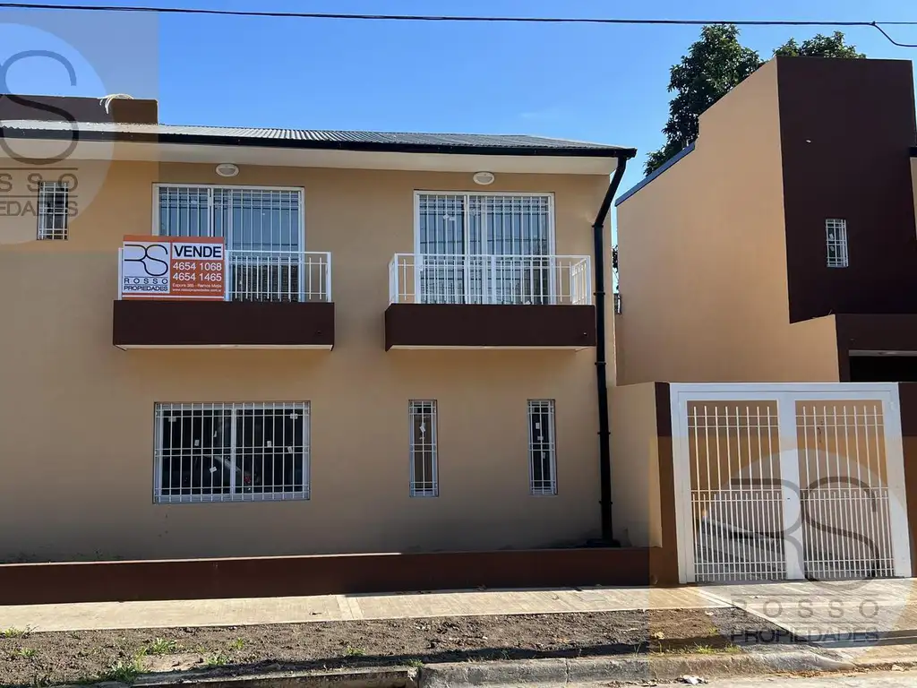 PH tipo casa 4 Ambientes en Venta - Villa Sarmiento - Permuta