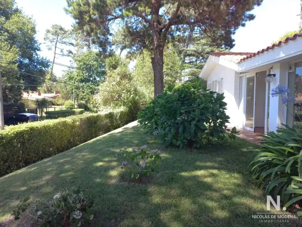 Casa en venta de 2 dormitorios en Cantegril , Punta del este