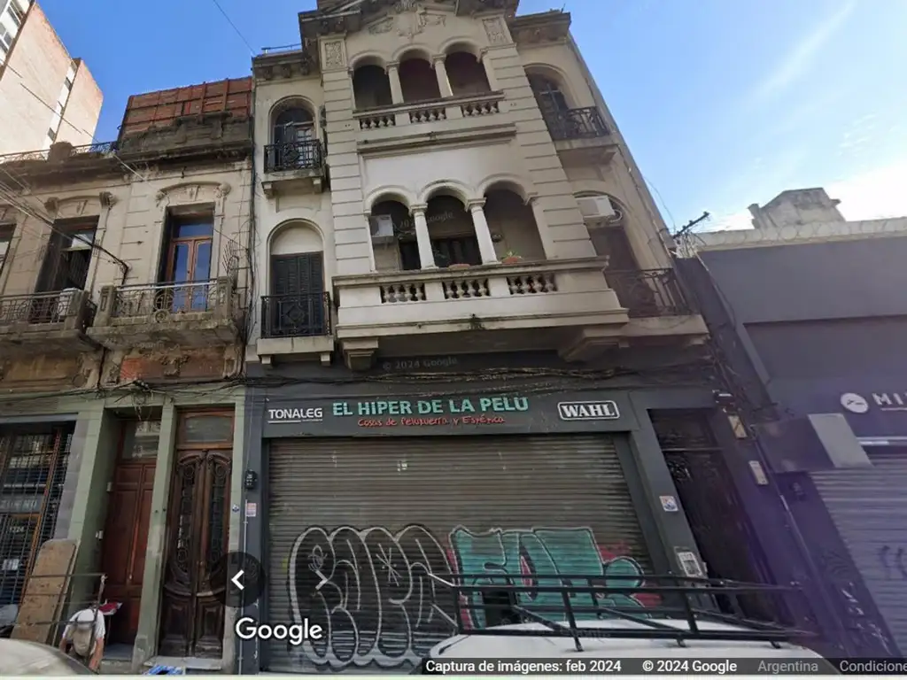 Casa de estilo en planta alta con gran terraza