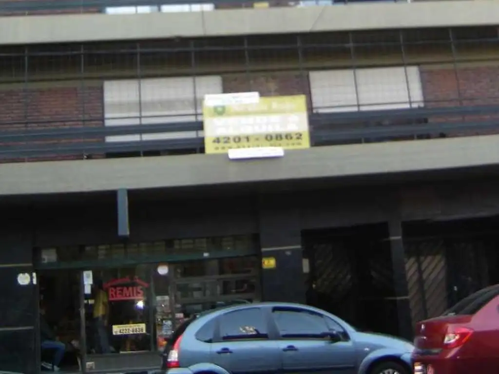 3 AMBIENTE EN ALQUILER - AVELLANEDA