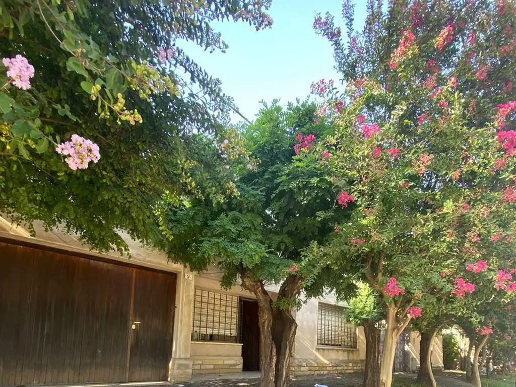 Casa cerca del centro de Lobos