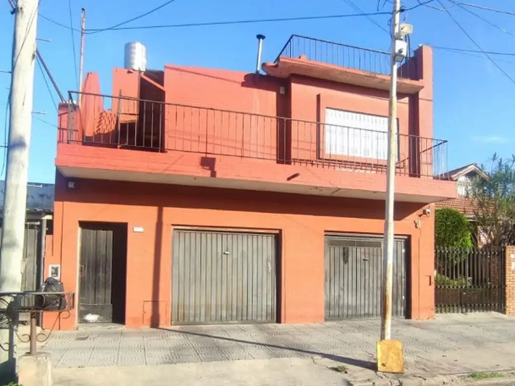 CASEROS-VENTA- PH 3 AMB CON PATIO