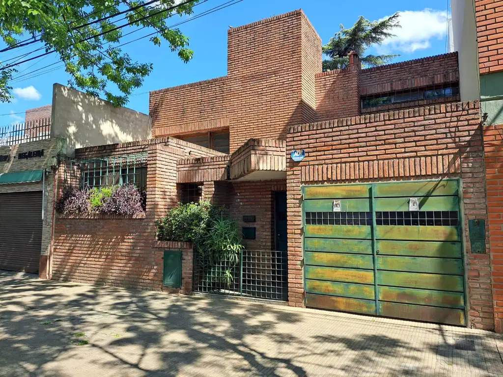 Casa de 3 dormitorios en Abasto