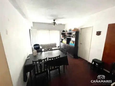 Departamento de 3 ambientes con cochera en Olivos