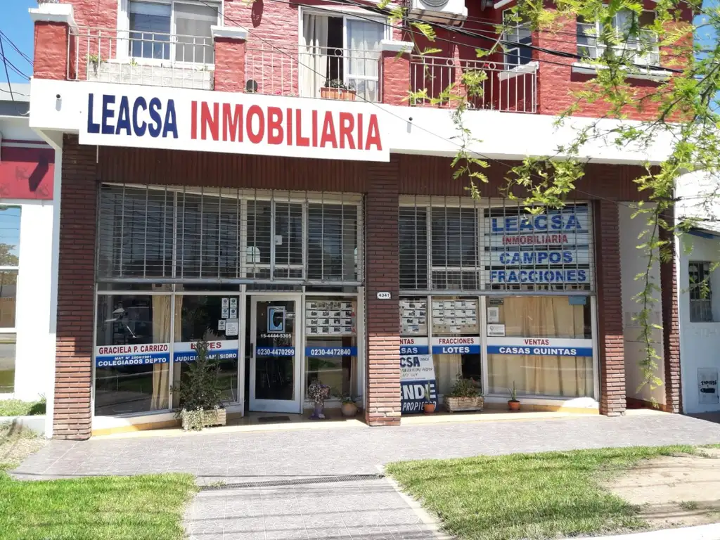 LOTE DE TERRENO  - 400 M2 -Calle Pte. Derqui, a metros de Ruta 8 y de YPF - LA LONJA - PILAR