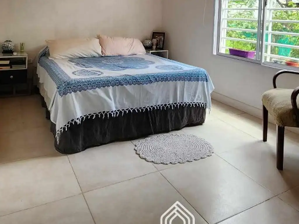 VENTA DE CASA EN CALLE 48 BIS ENTRE 3 Y 5 - MERCEDES B