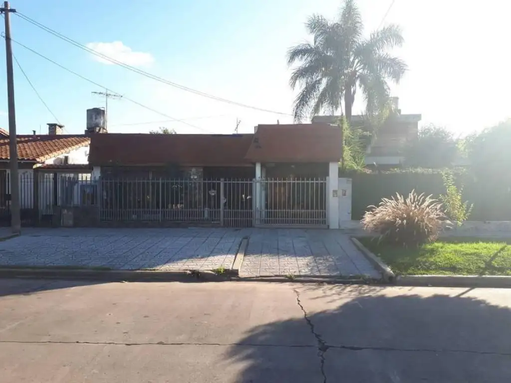 Casa - Venta - Argentina, La Matanza - RIVERA INDARTE 100