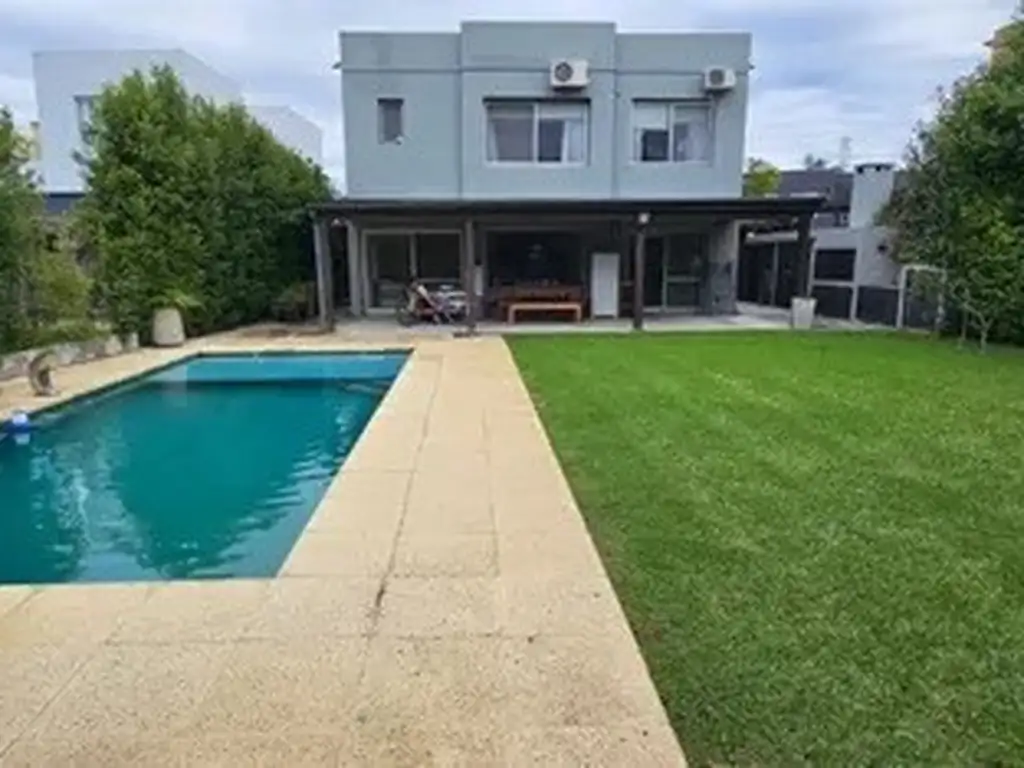 Casa  en Venta en El Atardecer, Rincón de Milberg, Tigre