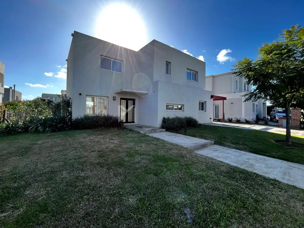 Casa  en Venta en Vistas, Puertos, Escobar