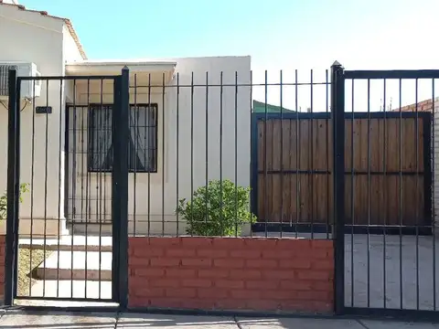 CASA EN VENTA EN GUAYMALLEN MENDOZA