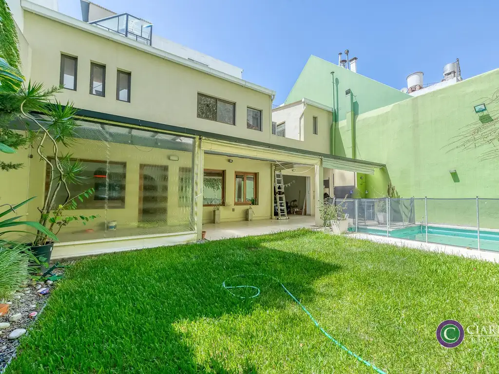 Excepcional CASA con PISCINA, JARDIN, TERRAZA Y GARAGE  en BELGRANO R