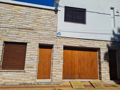 Casa en Venta en La Plata [Cod: ]