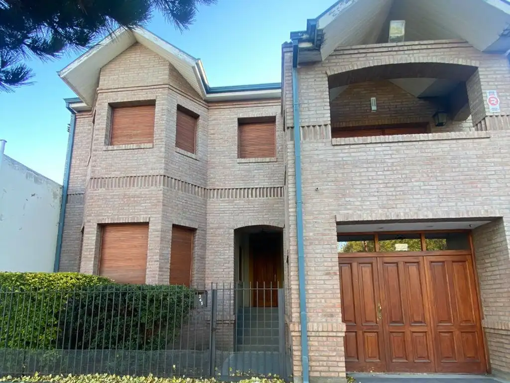 CASA EN VENTA