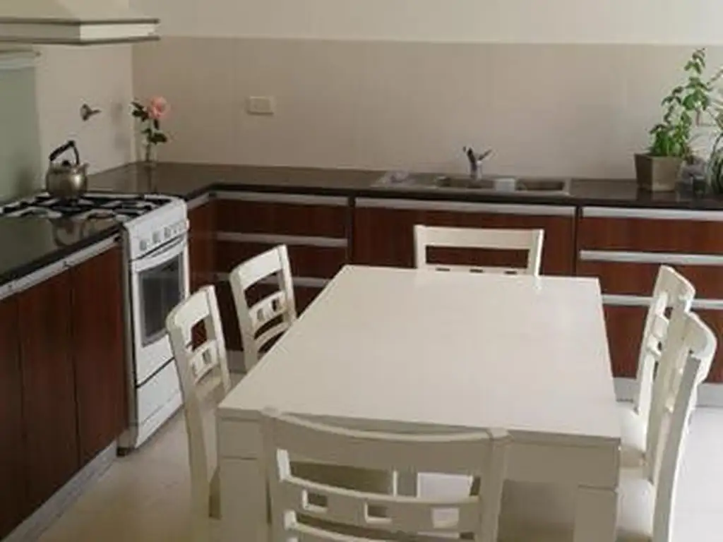 Casa 4 Ambientes en Venta ~ Chauvin Mar del Plata