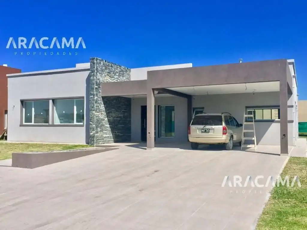 CASA en VENTA en Barrio Privado Santa Juana - Canning