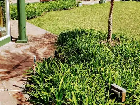Casa en Venta con cochera