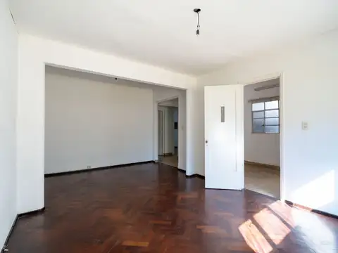 CASA EN VENTA  PLANTA ALTA EN PICHINCHA