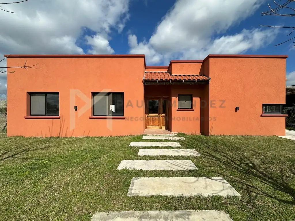 Casa Chalet  en Venta en Santa Isabel II, Escobar, G.B.A. Zona Norte