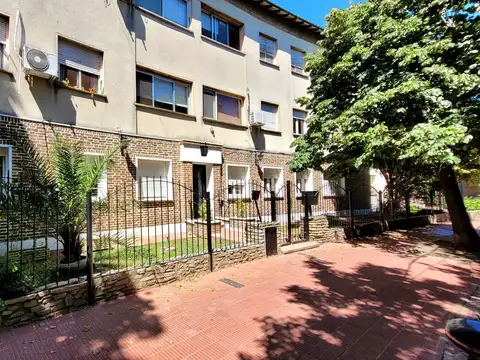 Venta departamento 4 ambientes en Ciudad Jardin- permuta