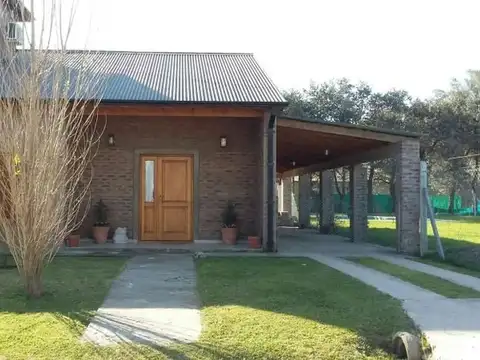 CASA EN VENTA EN BARRIO VALLE VIEJO