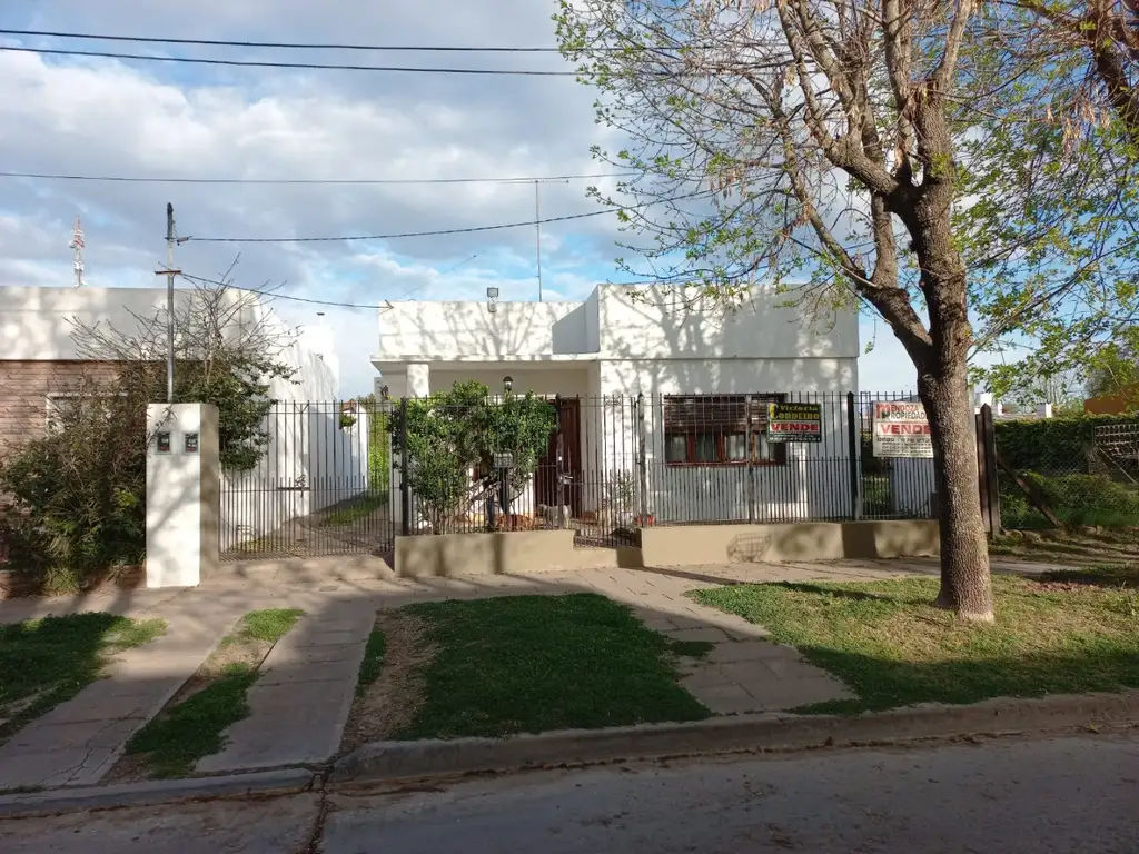 Casa Americana En Venta, General Las Heras